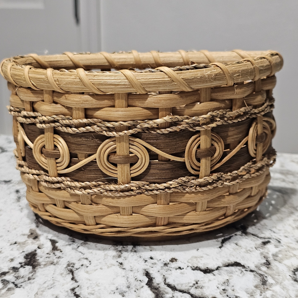 Hogan Woven Basket in Tan and Brown